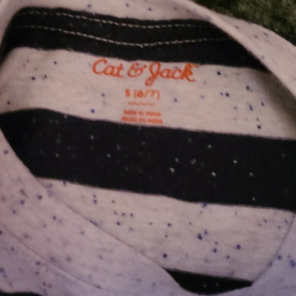 Cat&Jack S(6/7) White&Navy stripped  T-Rex tee - Picture 3 of 3